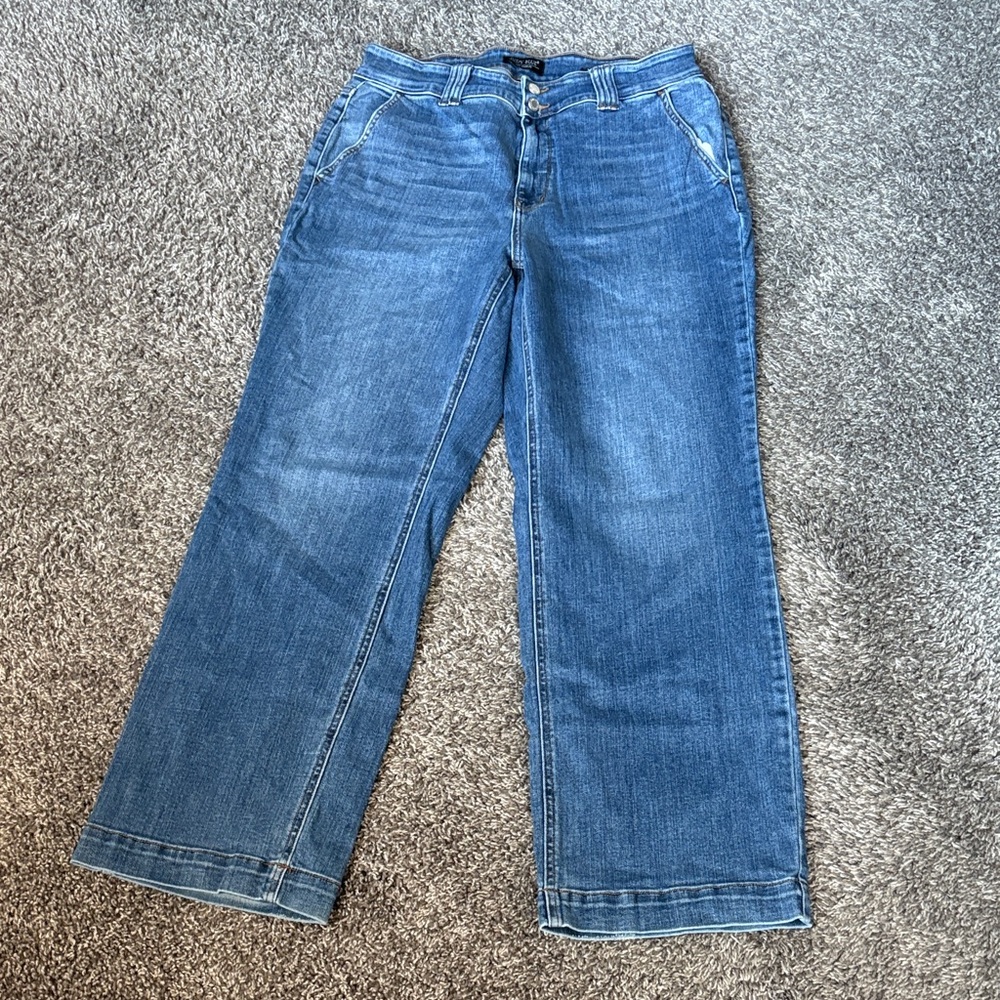 Judy Blue Flare Wide Leg Jeans in Classic Blue